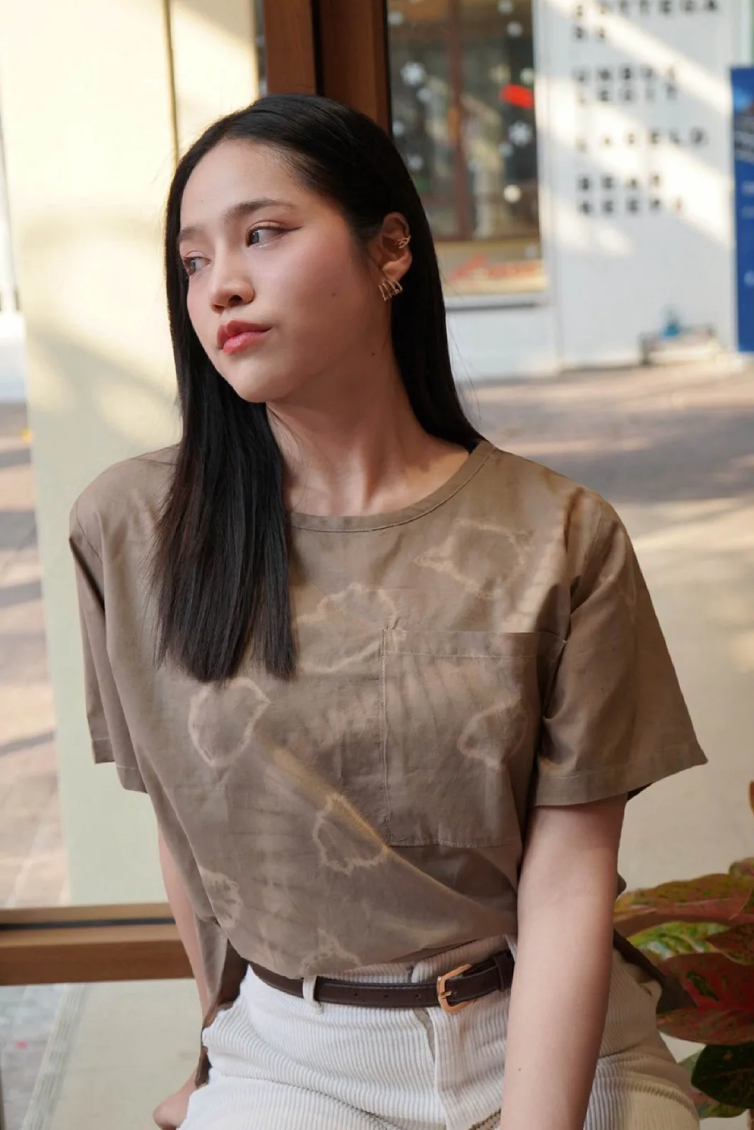 เสื้อมัดย้อมใบเทียม